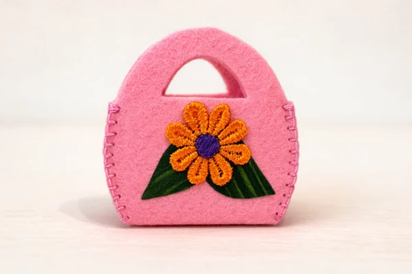 Filc táska húsvéti tojástartó